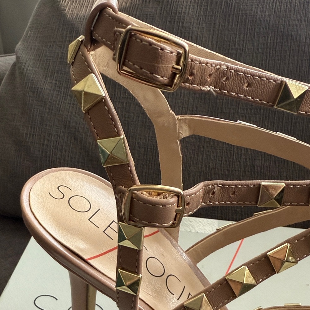 Sole Society Nude Heels with Gold Accents - Picture 6 of 12